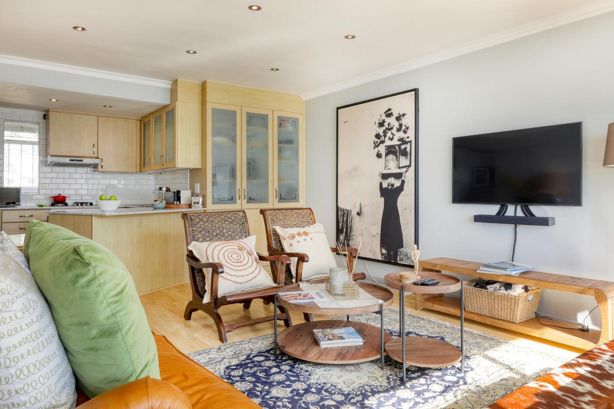 Backup-Powered Bantry Bay View 2 Bed Apartment Кейптаун Экстерьер фото