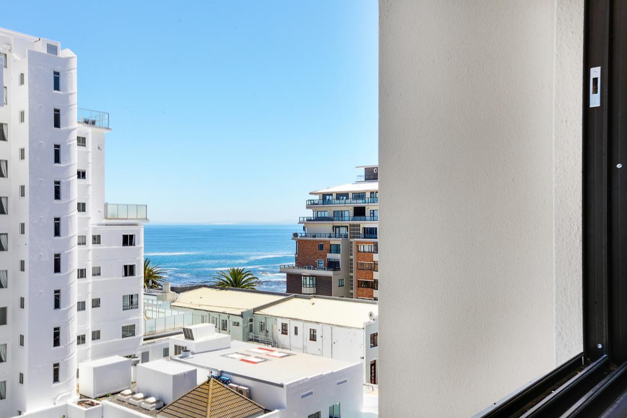 Backup-Powered Bantry Bay View 2 Bed Apartment Кейптаун Экстерьер фото